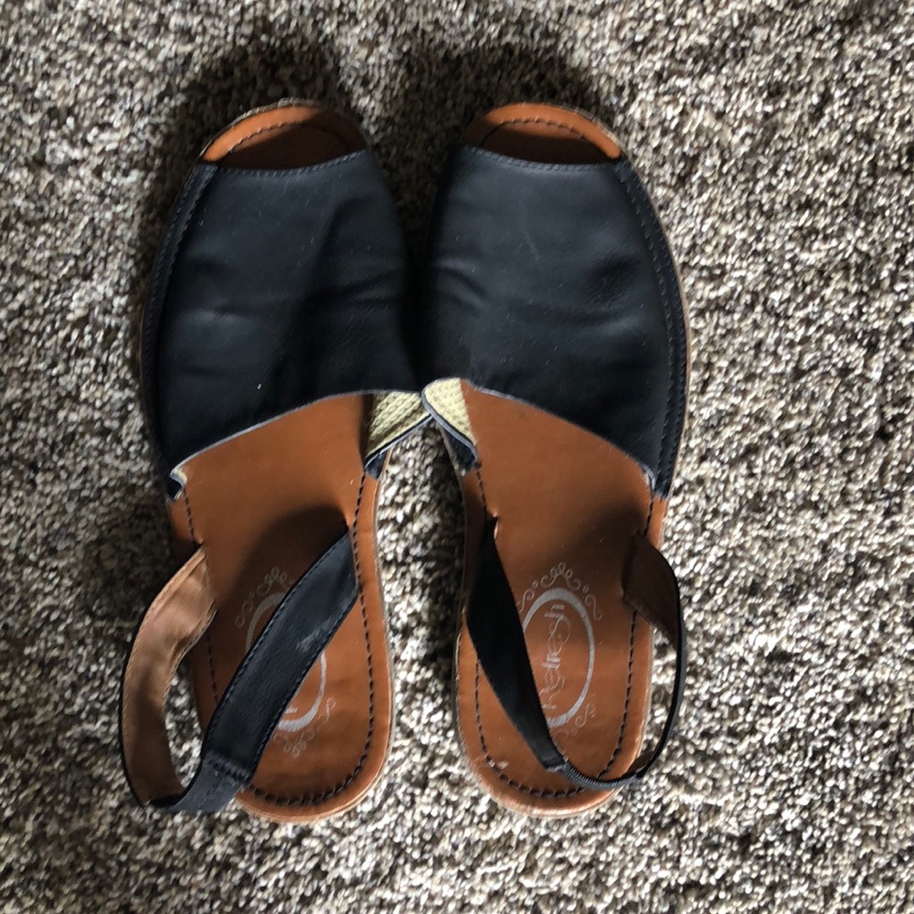 Black leather sandals